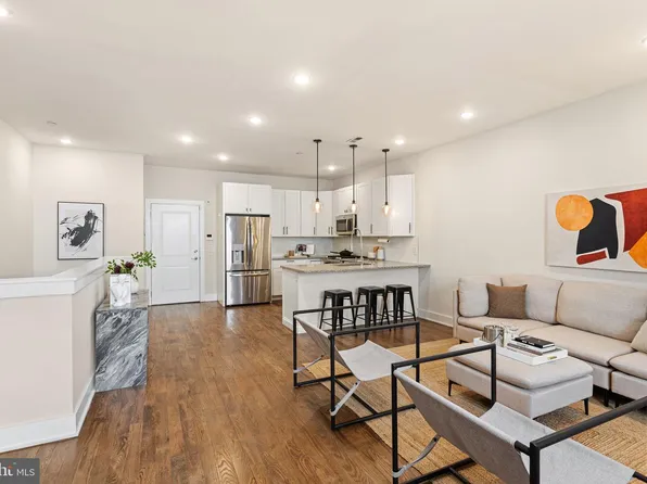 207 E Allen St #2, Philadelphia, PA 19125