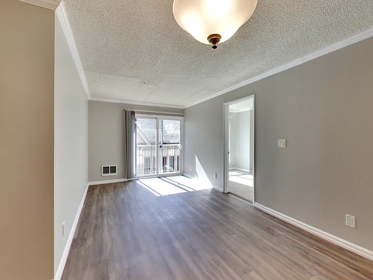 378 Van Buren - Renovated 2bed and 1bed units - Beautiful Building! — Photo 62