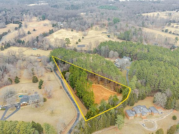 2nd image of Garth Rd