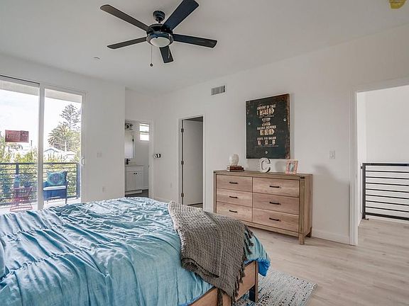 5th image of 125 E Spruce Ave #2