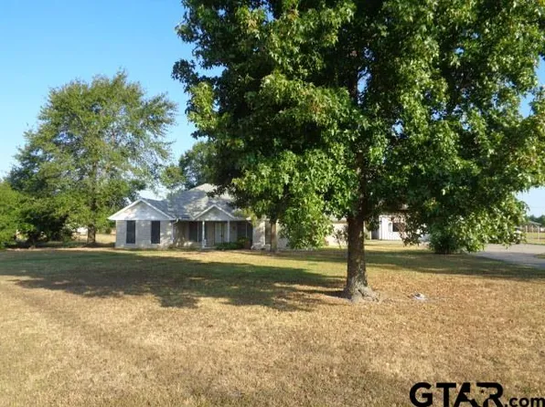 1064 W Fm 515, Winnsboro, TX 75494
