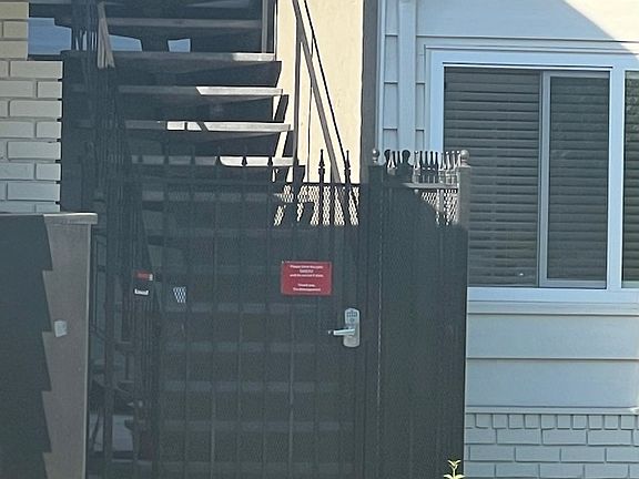 3rd image of 585 W Iowa Ave APT 2