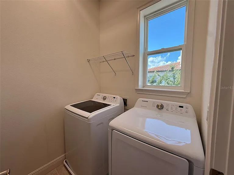 13641 Larkton Ln — Photo 21