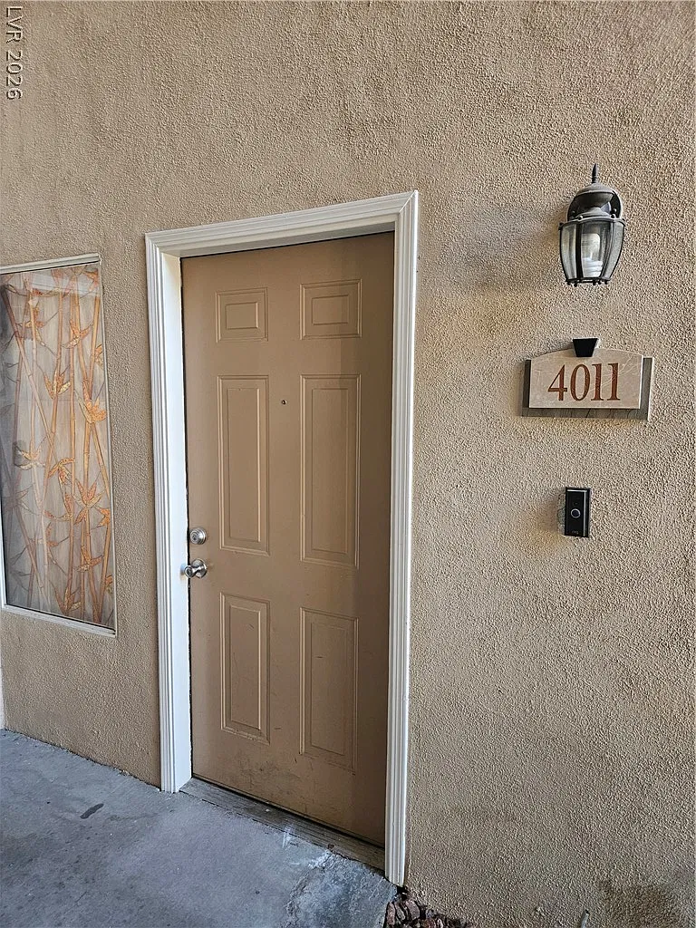 3 bed, 2.0 bath, 1356 sqft, $1,850 — Photo 3