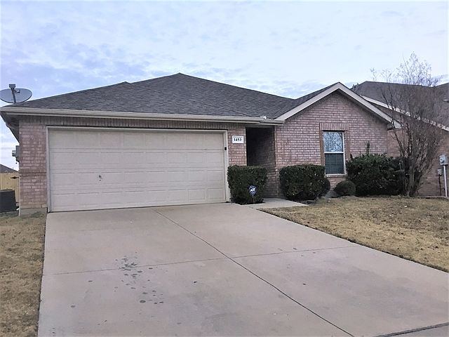 1st image of 1453 Waterford Dr