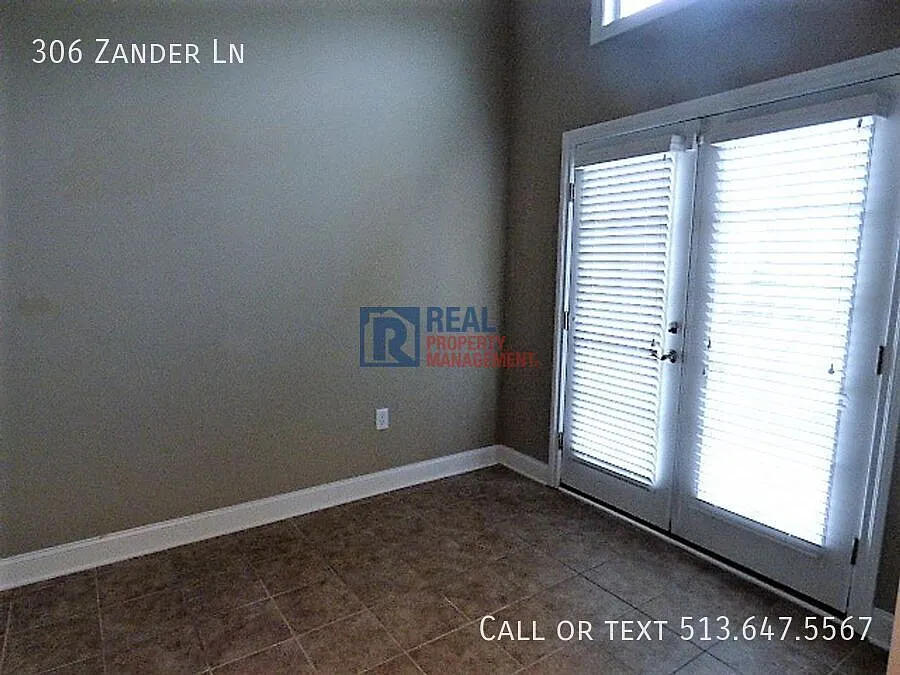 Luxury 2-Bedroom Condo with Loft, 2.5 Baths & 2-Car Garage in Gahanna — Photo 4