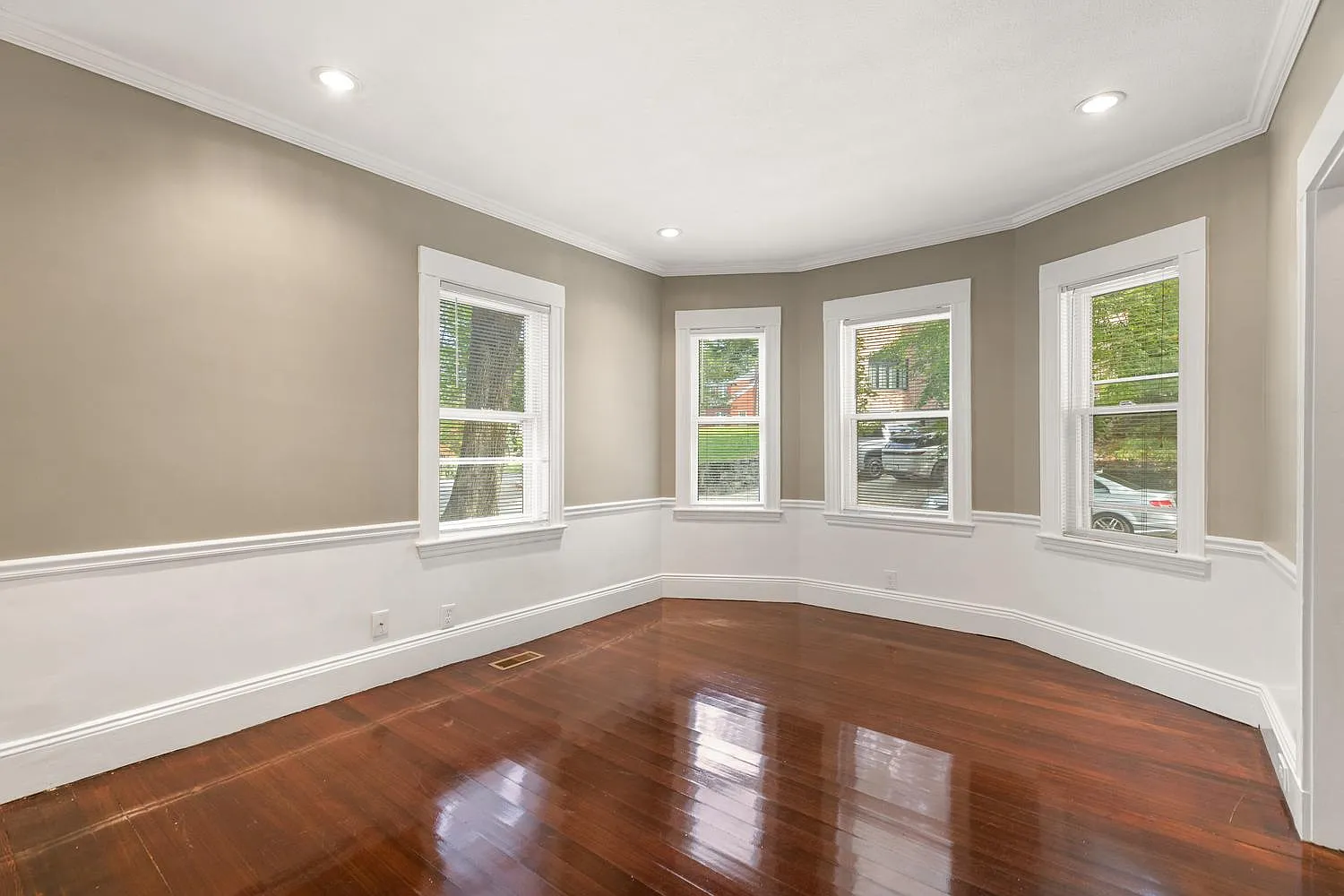 51 Wolcott Rd — Photo 4