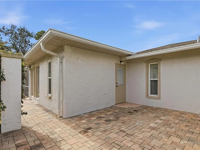128 Viking Way — Photo 27