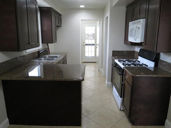 2nd image of 1331 Hallwood Ct