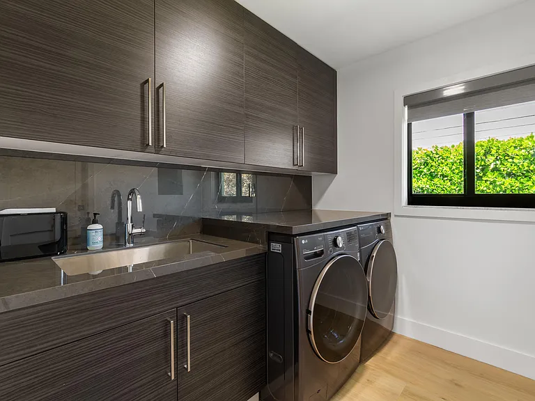 820 Canary Walk — Photo 18