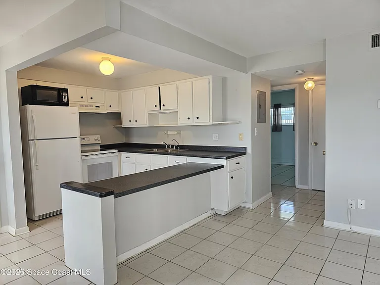 3601 Ocean Beach Blvd #8 — Photo 6
