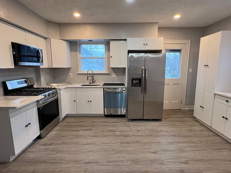 2215 Goodnor Rd — Photo 4