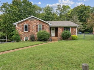 239 Green Harbor Rd, Old Hickory, TN 37138