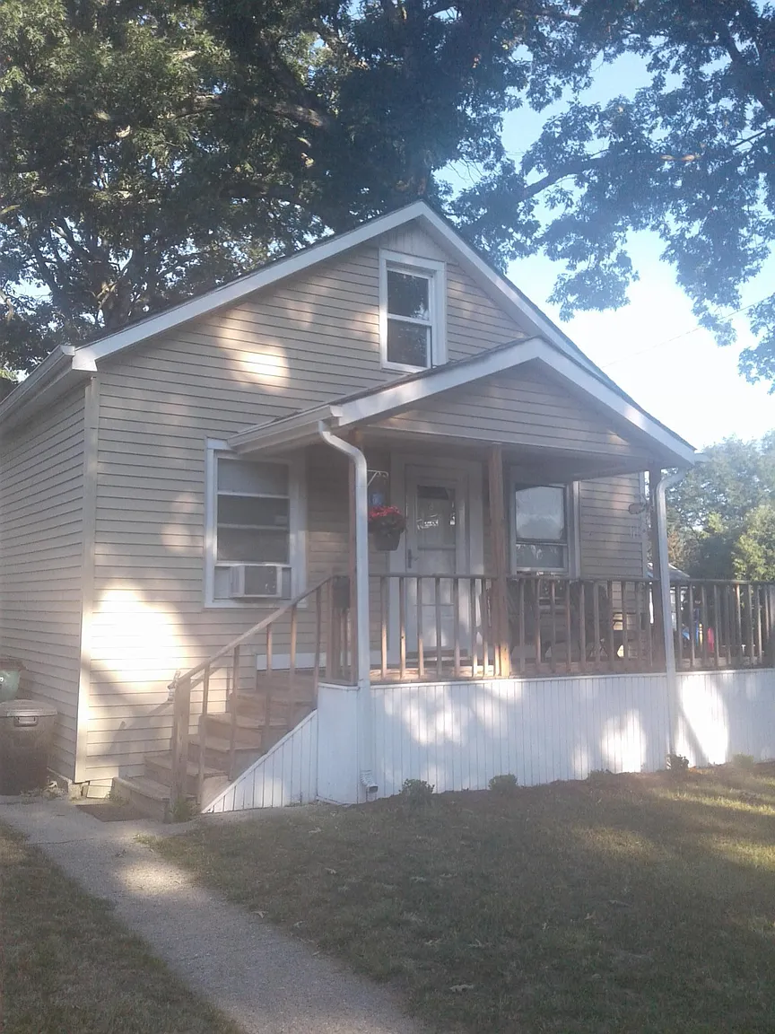 331 Kensington Ave photo 1