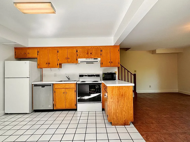 2472 Red Hill Rd — Photo 16