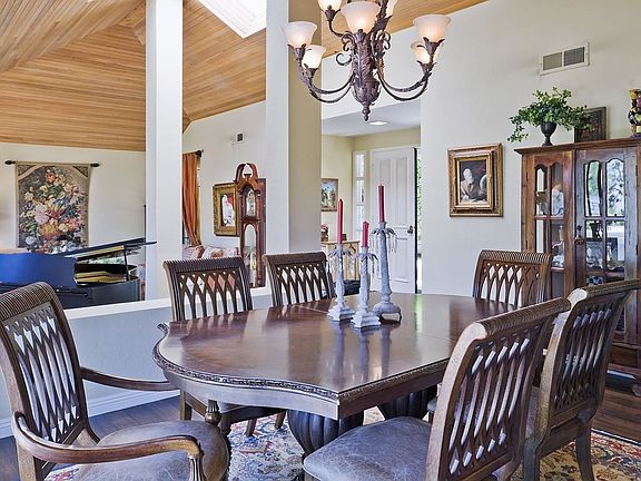 Spacious Formal Dining