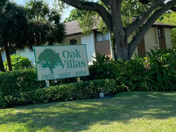 1055 6th Ave, Vero Beach, FL 32960