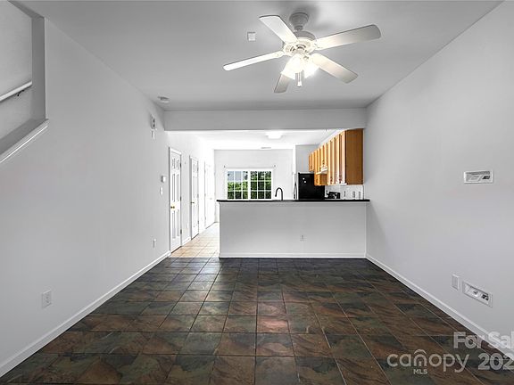 3rd image of 2856 Summergrove Ct
