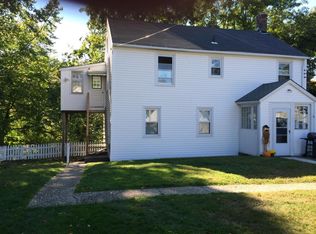 98 Forest St, New Canaan, CT 06840