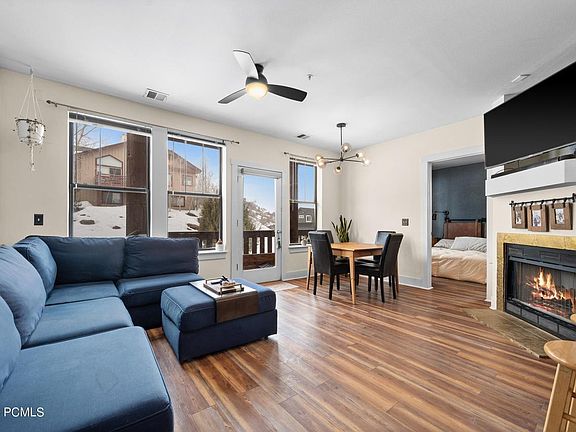 5th image of 8381 Meadowview Ct Unit A13-13