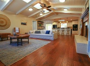 444 Lakepoint Loop, Pottsboro, TX 75076