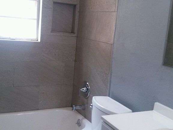 5th image of 2609 N Adams Ave