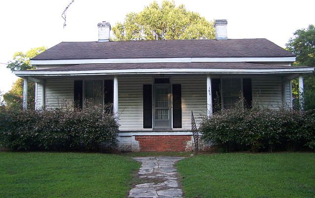 1st image of 189 Post Office St