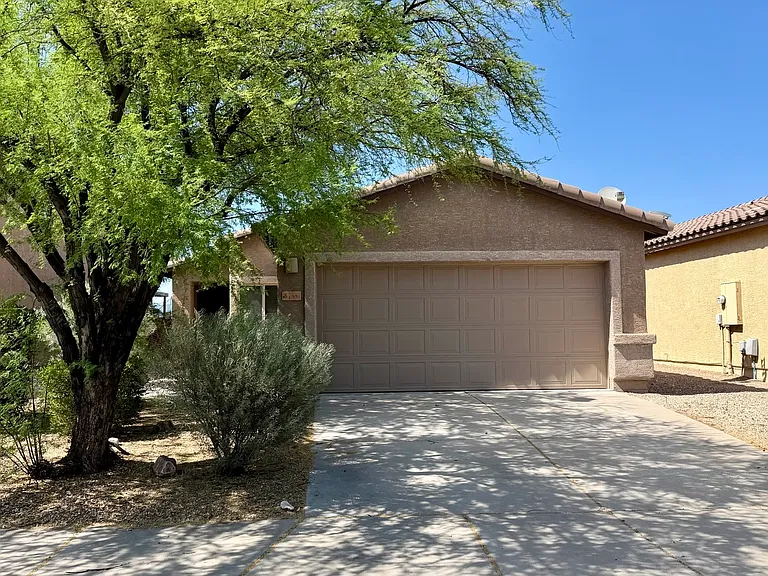 7587 E Fair Meadows Loop — Photo 1