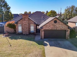 1305 Castle Creek St, Shawnee, OK 74804