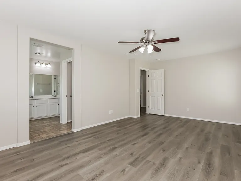 1648 E Joseph Way — Photo 9