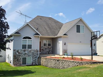 3260 Bluebird Ln, Allegan, MI, 49010