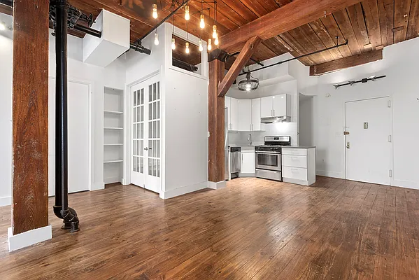 Rented by Compass | media 12