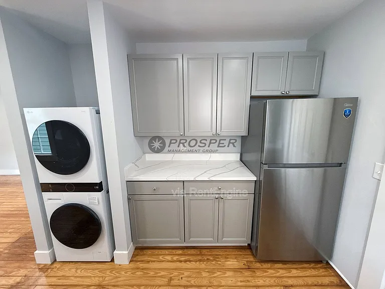 250 Rutledge Ave #B — Photo 13