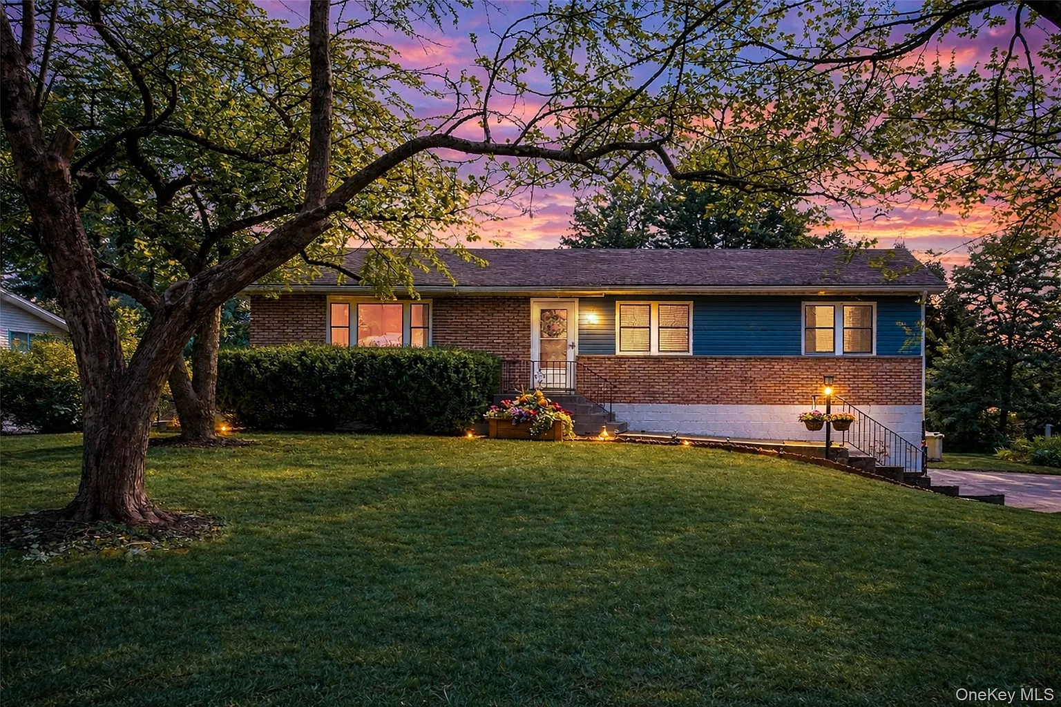 101 Edgehill Drive photo 1