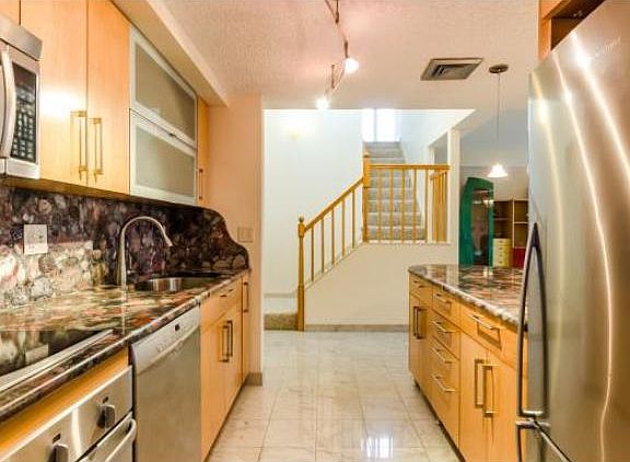 3rd image of 12 Mt Laurels Dr APT 601