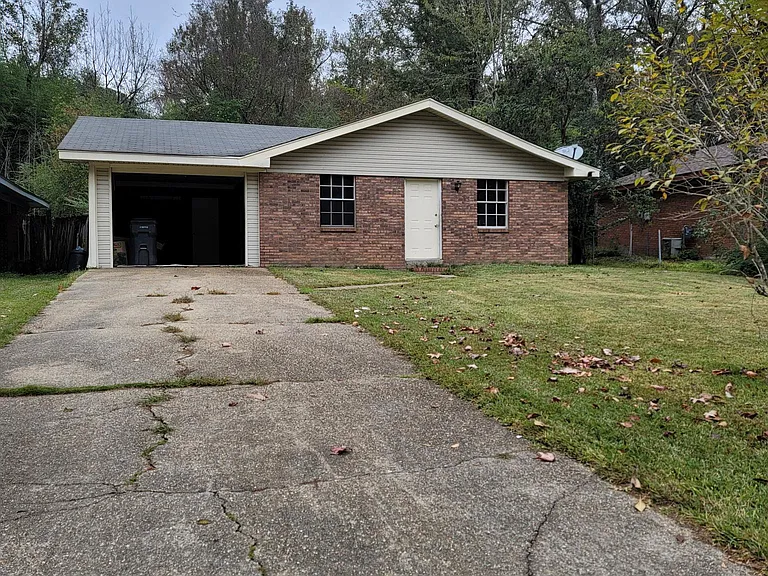 127 Lexington Dr — Photo 9