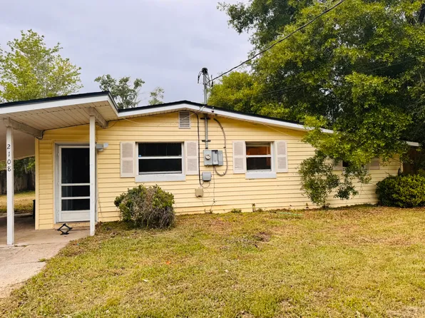 2108 Burpee Dr, Jacksonville, FL 32210