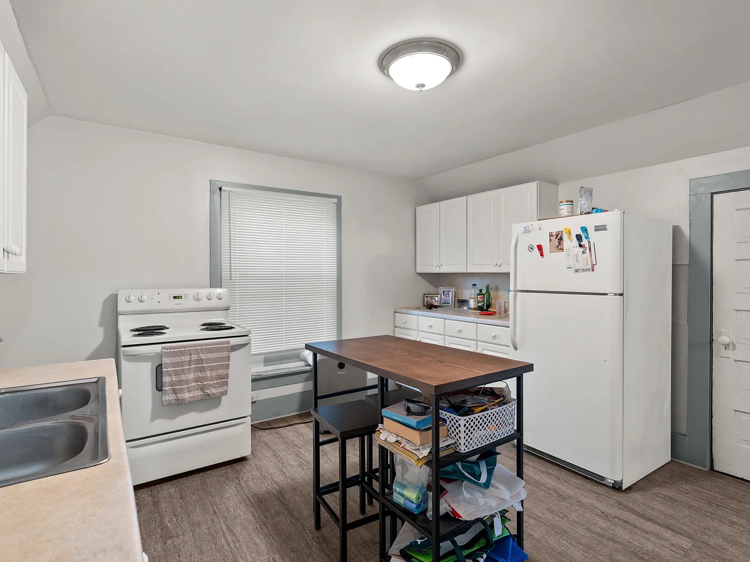 1106 Grand Avenue - 2 — Photo 4