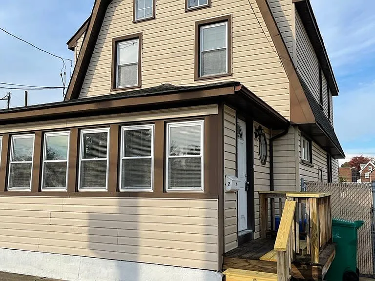 Front of Unit/Entrance