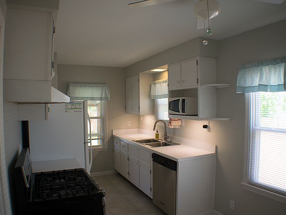 4th image of 452 E Beechwold Blvd