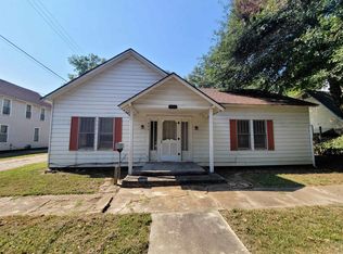 406 E 6th St, Stuttgart, AR 72160
