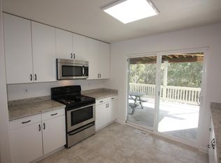 10 Andorra Ct, Pacifica, CA 94044