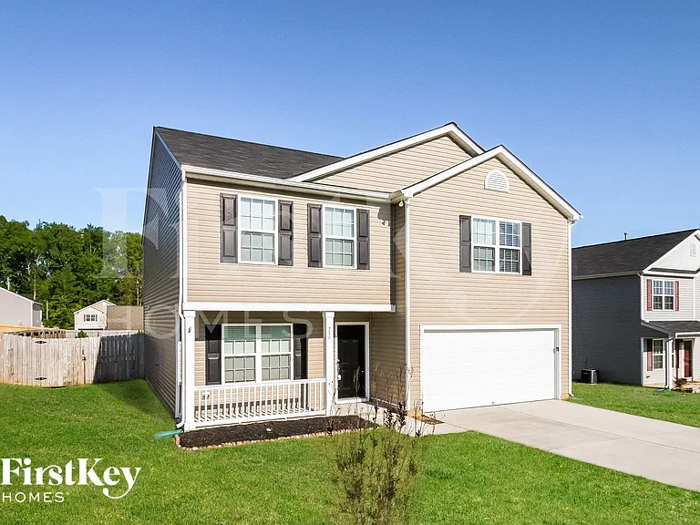 270 Mount Olivet Dr — Photo 2