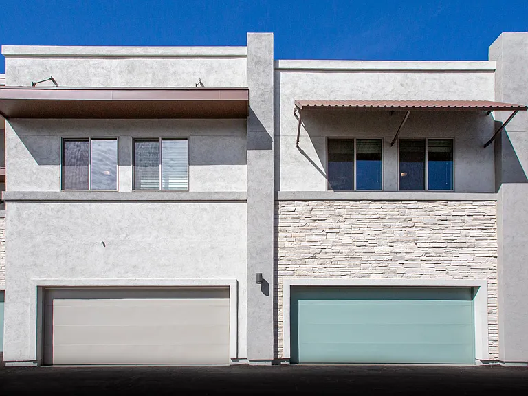 The Carson Townhomes — Photo 13
