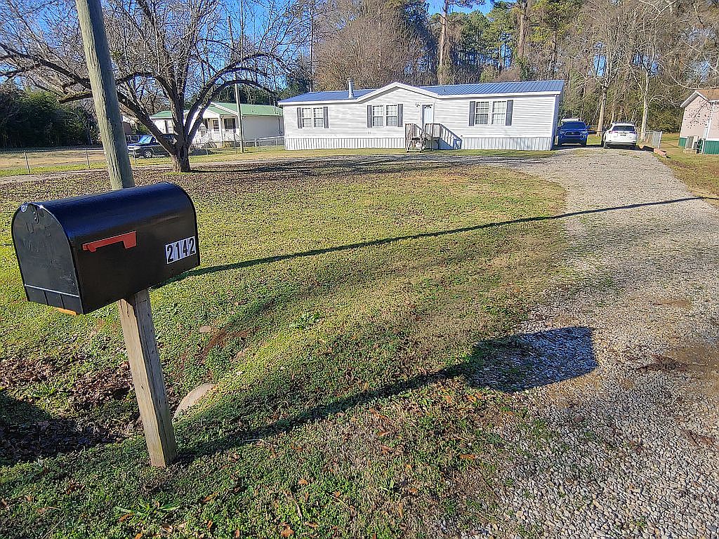 2142 Airport Rd, Oxford, AL 36203 Zillow