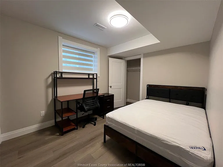 917 McKay Ave #1 — Photo 8