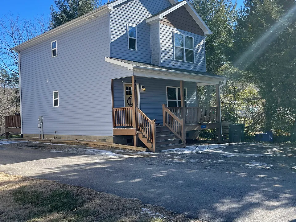 275 Rock Hill Rd