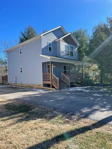 275 Rock Hill Rd Photo 1
