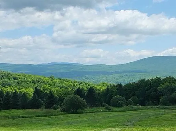 1949 Burke Green Rd, East Burke, VT 05832