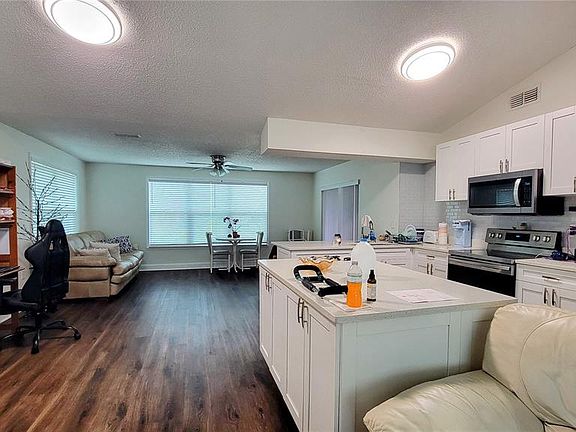 5th image of 7051 Wentworth Way